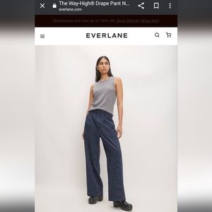 Like new Everlane Way High Drape pant, 6 Short, navy stripe